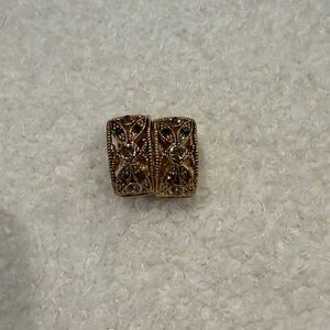 Vintage Costume clip on earrings